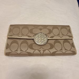 Coach Wallet/ made in Vietnam